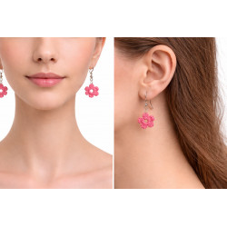 Virkatut kukkakorvakorut