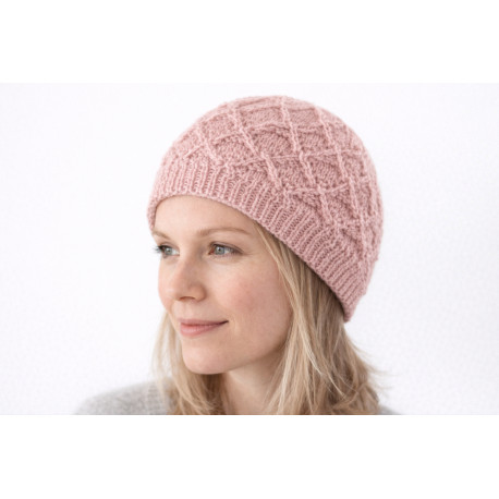 Pipo vaalean punainen